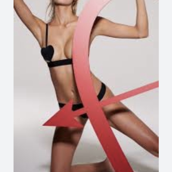 NWT SKIMS JELLY SHEER RHINESTONE HEART BRALETTE IN ONYX - Picture 3 of 5